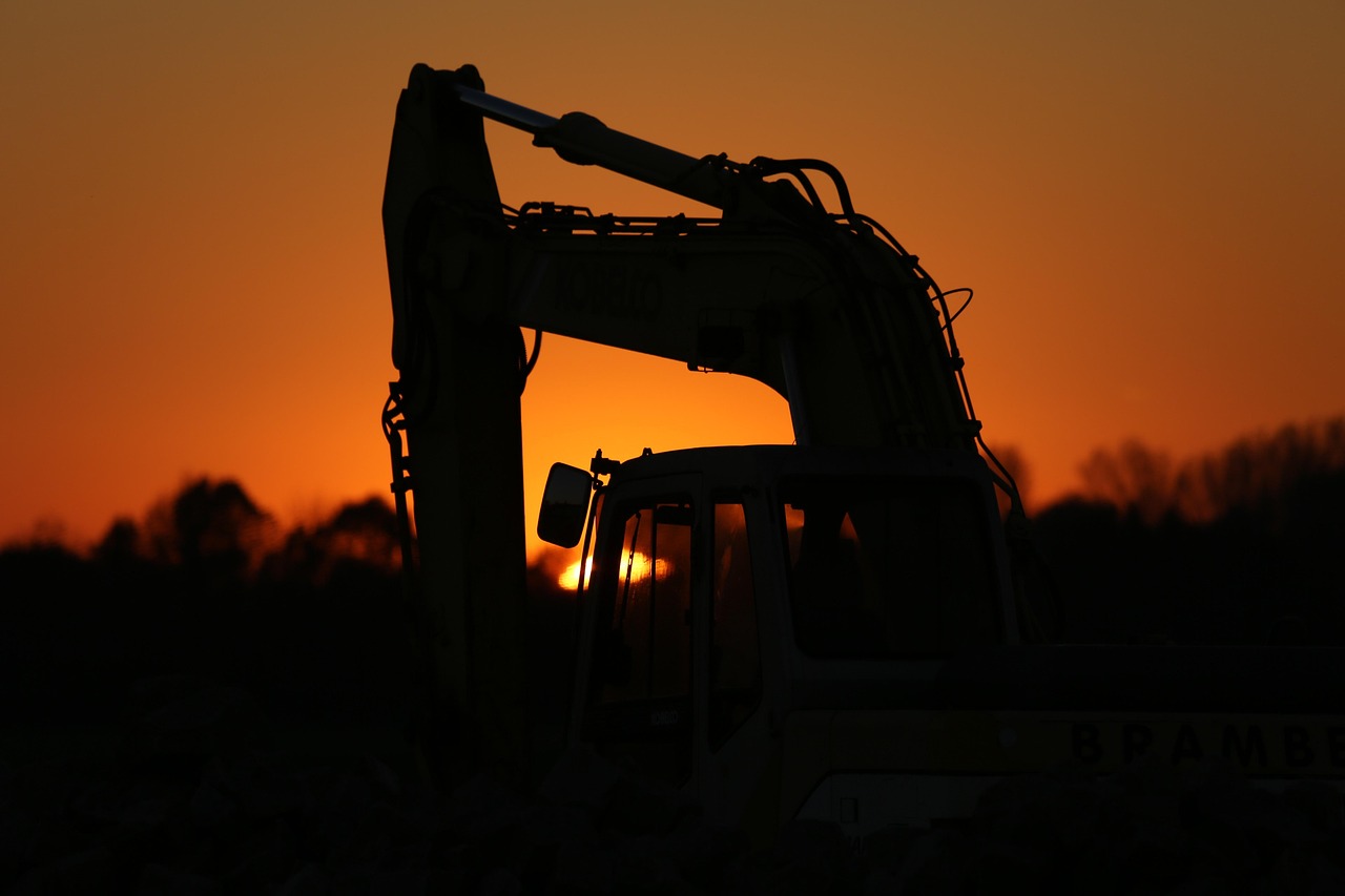excavator, construction machine, eve, nature, sunset, construction site, construction work, tracked vehicle, vehicles, road construction-1383540.jpg